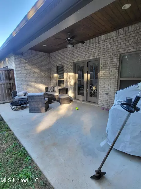 538 Brighton Trl, Florence, MS 39073 photo 16