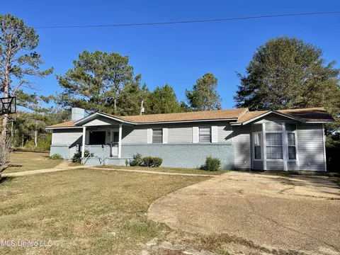 96 Lacy Evans Rd, Wiggins, MS 39577