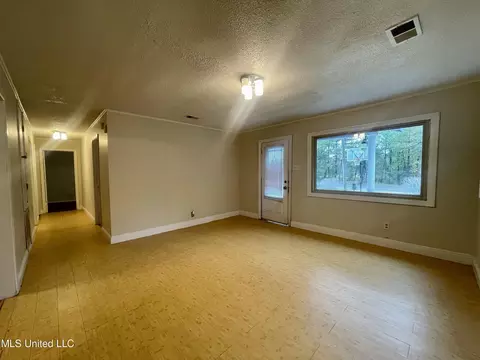 96 Lacy Evans Rd, Wiggins, MS 39577 photo 3