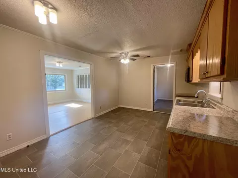 96 Lacy Evans Rd, Wiggins, MS 39577 photo 7