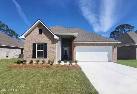 852 Leeward Dr, Biloxi, MS 39532