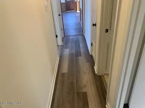 Entry Way - 206 NE Jadek Dr, Magee, MS 39111 photo 2 of 2