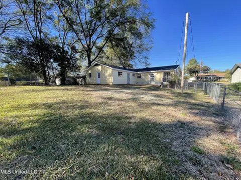 Exterior - 206 NE Jadek Dr, Magee, MS 39111 photo 8 of 14