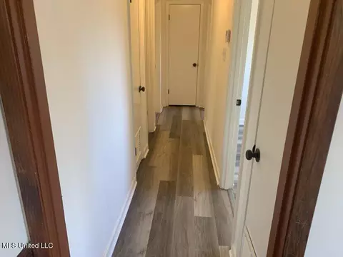 Entry Way - 206 NE Jadek Dr, Magee, MS 39111 photo 1 of 2