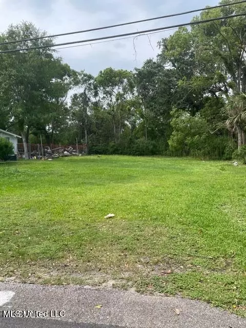 2094 Greater, Biloxi, MS 39531