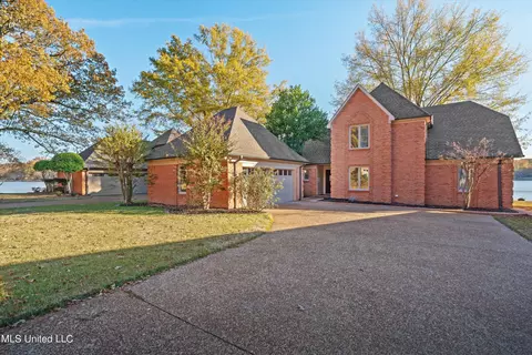 1455 Fox Chase Cv, Southaven, MS 38671