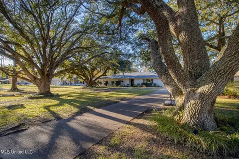16 53rd St, Gulfport, MS 39507