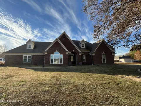 6575 Nellwood Dr, Olive Branch, MS 38654