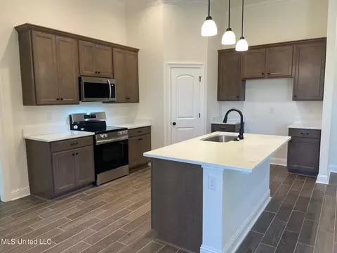 1 Boland Cv, Long Beach, MS 39560 photo 2