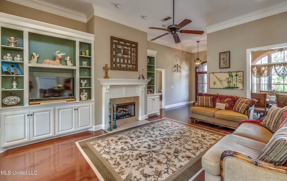  112 Elizabeth Dr, Brandon, MS 39042 photo 8