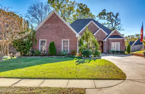 112 Elizabeth Dr, Brandon, MS 39042