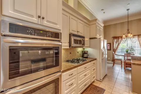 112 Elizabeth Dr, Brandon, MS 39042 photo 22