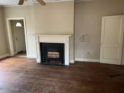 2124 Alta Woods Blvd, Jackson, MS 39204 photo 5