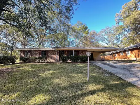 745 Neering Trl, Jackson, MS 39206
