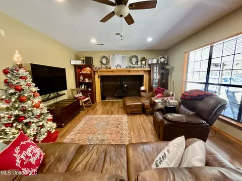 279 Hwy 541, Mount Olive, MS 39119 photo 12