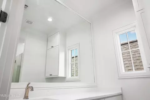 Bath - 450 Whittington Cir, Madison, MS 39110 photo 5 of 5