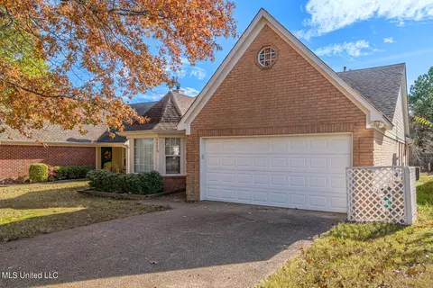 9403 Huron Dr, Olive Branch, MS 38654 photo 3