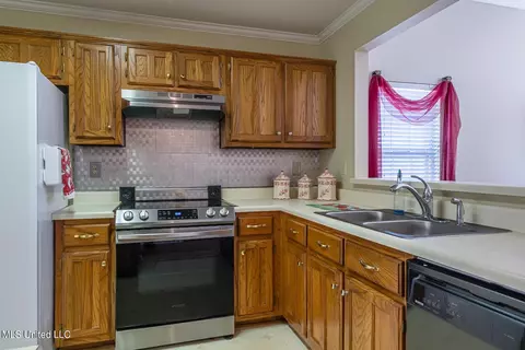 9403 Huron Dr, Olive Branch, MS 38654 photo 15