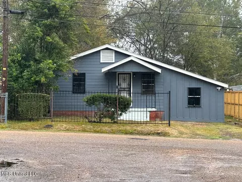 3162 Sears St, Jackson, MS 39213