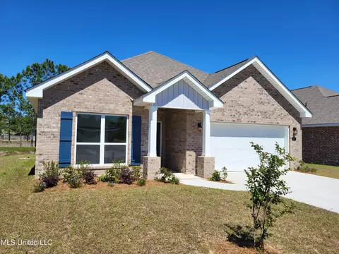 97 Saltmeadow Cir, Ocean Springs, MS 39564