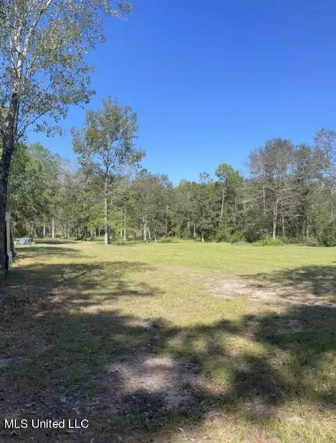 Eden Place, Biloxi, MS 39532 photo 3