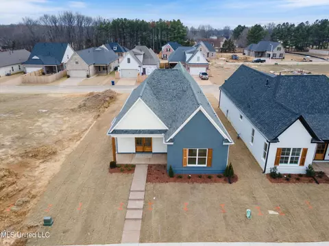 Exterior - 3515 Kreunen St, Nesbit, MS 38651 photo 3 of 5