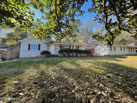 385 Lawrence Rd, Jackson, MS 39206