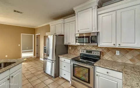 327 Cherry Bark Dr, Brandon, MS 39047 photo 14