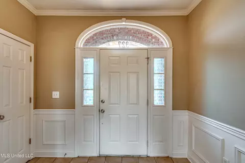 327 Cherry Bark Dr, Brandon, MS 39047 photo 5