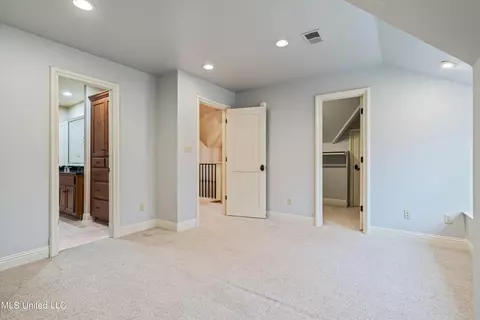 Bedroom - 6028 E Fleur De Lis, Olive Branch, MS 38654 photo 1 of 2