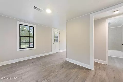 13075 Michael St, Biloxi, MS 39532 photo 6