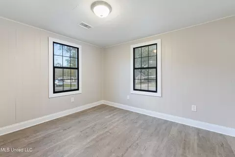 13075 Michael St, Biloxi, MS 39532 photo 11