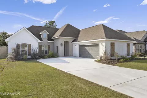 3059 Rue Michelle Rd, D'iberville, MS 39540