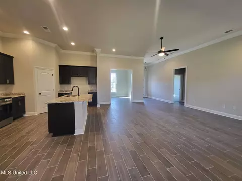 848 Leeward Dr, Biloxi, MS 39532 photo 3