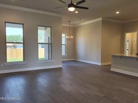 848 Leeward Dr, Biloxi, MS 39532 photo 4