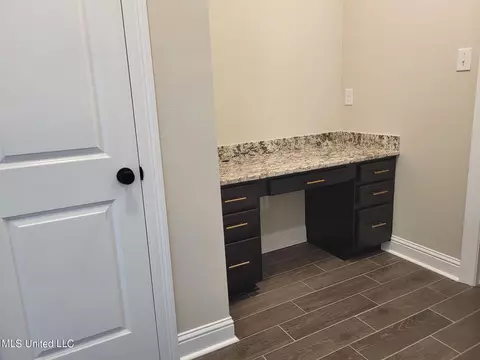 848 Leeward Dr, Biloxi, MS 39532 photo 5