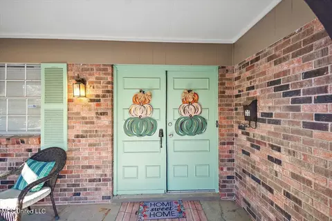 144 Riviera Dr, Jackson, MS 39211 photo 5