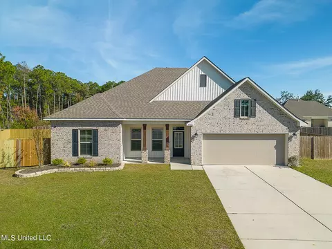 7558 Emily Cv, Ocean Springs, MS 39564