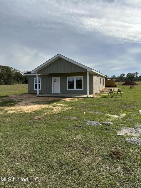 3171 Tannertown Rd #5, Lucedale, MS 39452