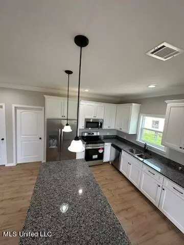 Kitchen - 3171 Tannertown Rd #5, Lucedale, MS 39452 photo 2 of 6