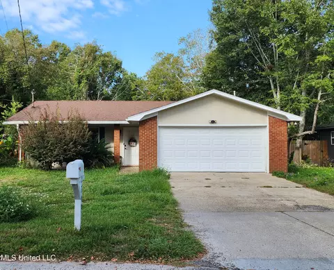 2303 Bullis Ave, Gulfport, MS 39501