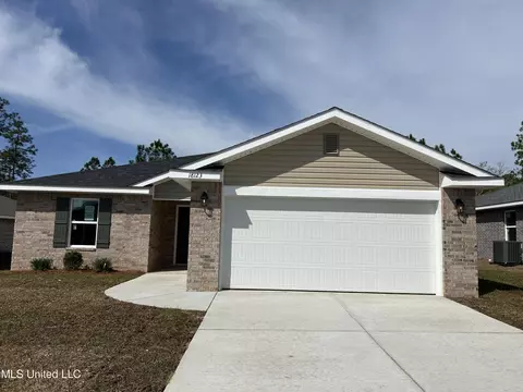 18123 Tiffany Renee Dr, Gulfport, MS 39503