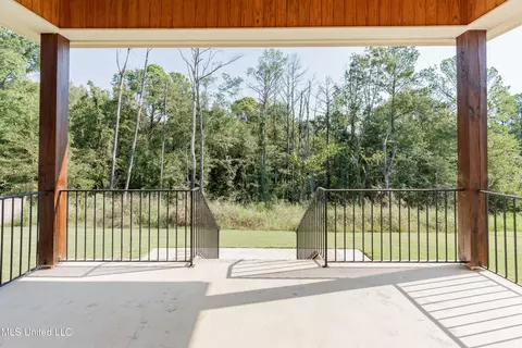 Exterior - 128 Catherine Blvd, Clinton, MS 39056 photo 7 of 20