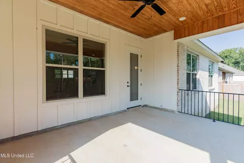 Exterior - 128 Catherine Blvd, Clinton, MS 39056 photo 11 of 20
