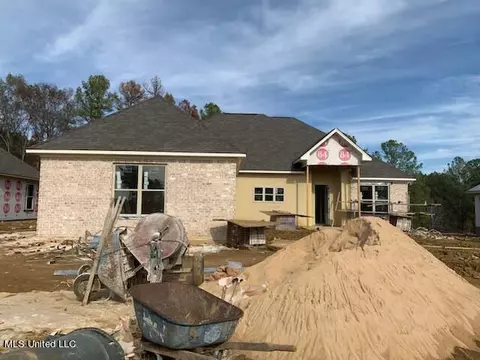128 Catherine Blvd, Clinton, MS 39056