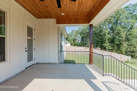 Exterior - 128 Catherine Blvd, Clinton, MS 39056 photo 10 of 20