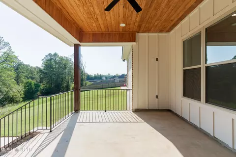 Exterior - 128 Catherine Blvd, Clinton, MS 39056 photo 13 of 20