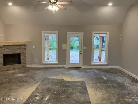 Other - 1785 Baisley Dr, Nesbit, MS 38651 photo 1 of 12