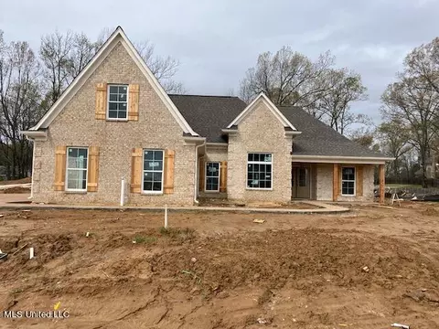 1785 Baisley Dr, Nesbit, MS 38651