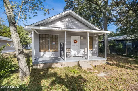 3522 15th St, Gulfport, MS 39501